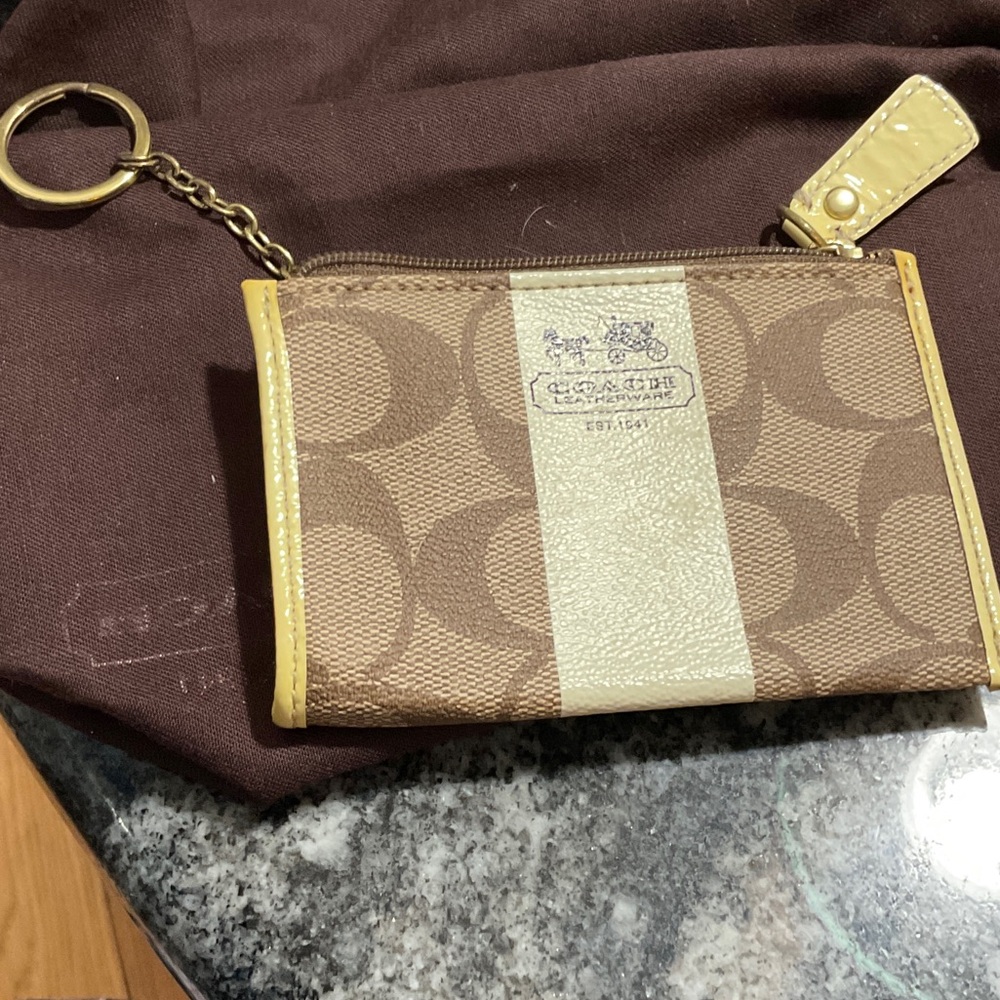 Coach Brown and Cream Tote Bag Set - Picture 7 of 12